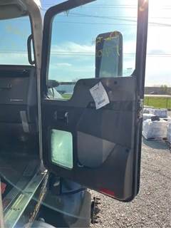 Kenworth T660 Door