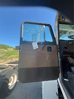 Peterbilt 376 Door