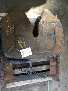 Fontaine Fifth Wheel for a 2012 Freightliner CASCADIA 125