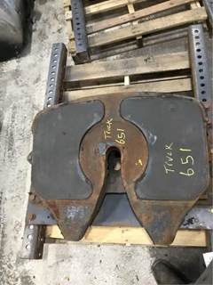 Fontaine Fifth Wheel for a 2013 International PROSTAR PREMIUM 6X4