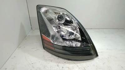 Volvo VNL Headlight Assembly