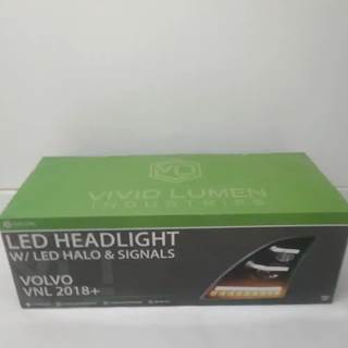 Volvo VNL Headlight Assembly