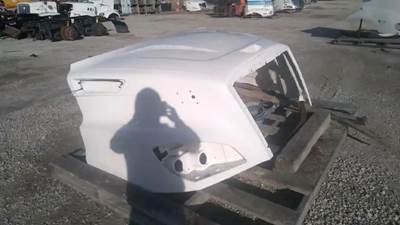 Freightliner Cascadia 113 Hood