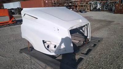 Freightliner Cascadia 125 Hood