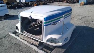 International 9200i Hood