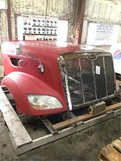 Peterbilt 587 Hood