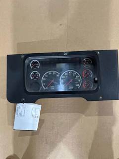 Freightliner Cascadia Instrument Panel Cluster