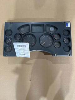 Mack Pinnacle CXU612 Instrument Panel Cluster for a 2013 Mack CXU612