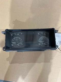 Volvo VNL Instrument Panel Cluster