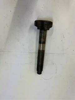 Bendix K072903 - Air Brake Camshaft - Right Hand, Clockwise Rotation, Core