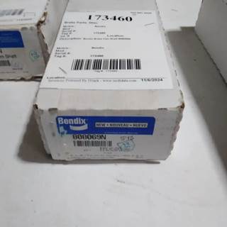 Bendix Brake Cam Shaft 808069N, Core Charge: 0.00