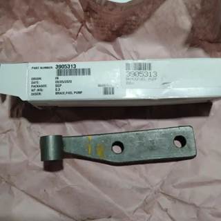 Genuine Cummins Fuel Pump Brace 3905313, Core Charge: 0.00