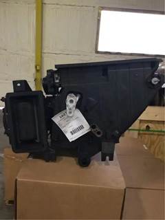New Hvac- Main Unit, Htr/Ac, M2-400 P/N A22-62757-006, Core Charge: 0.00