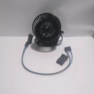 Road Choice Blower Motor with Harness for Freightliner Cascadia 113/125, Part # BM63310