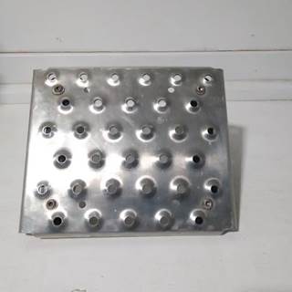 Freightliner Deck Plate with Mounting/Support Brackets, Part # 22-79194-000