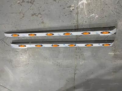 New Deiters 2007+ Kenworth W900 Aerocat Sleeper Skirts With Extenders, 86"