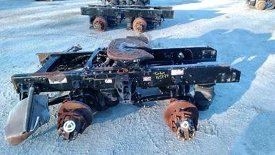 Part Type: Cutoff / Tandem - Used 2019 Kenworth Rear Cut Off MV2014P Ratio 2.64 