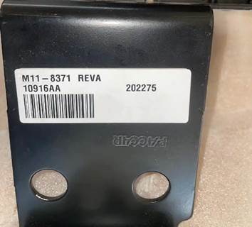 Paccar Bracket- Bulkhead Assy M11-8371, Core Charge: 0.00