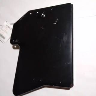 Paccar RH End Battery Box Plate N64-1018-0000001R  Item Has Nicks And Scrathes .