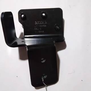 Paccar L11-6265R Bracket Latch , Sffa, Core Charge: 0.00