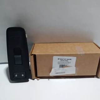 New Paccar Right Side Door Control Module, Part # Q27-6082-1102, Kenworth T680 2013-2022