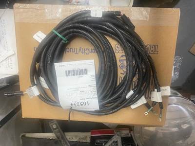 Part Type: Wiring Harness Engine - Autocar Cab Tilt Remote Harness. P/N: