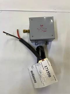 Grote Air Brake Switch With Relay 01-4400-71, Core Charge: 0.00