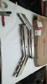 Betts HD B673025WTSK - Spring Loaded Mud Flap Hangers, Core Charge: 0.00