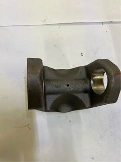 Neapco Drive Shaft Tube Weld Yoke N6-28-347, Tubing Diameter And Wall 4in.