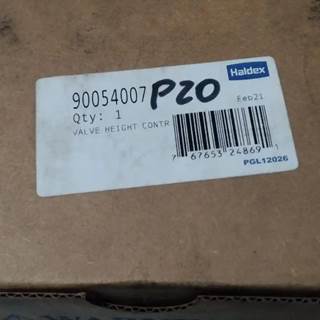 Haldex Height Control Valve 90054007, Core Charge: 0.00