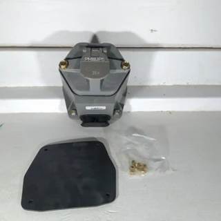 Phillips Industries Sta-Dry 7-Way 30 Amp Socketbreaker Nosebox p/n 16-7739, Core