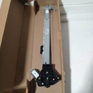 New Western Star Left Electric Power Window Regulator, Part # A18-71371-000 / A1871371000