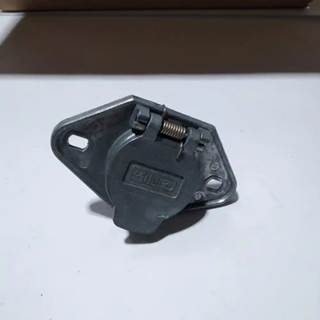 32PCS Phillips Industries Trailer Receptacle Socket 6-WAY Split-In Zinc Die-Cast, Part # 15-600