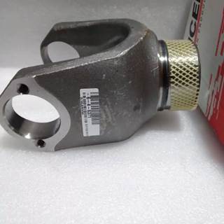 Spicer p/n 6-4-6371 , 1710 Series Differential End Yoke   ThIs Part Is