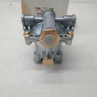 Dayton Parts AV110470 Relay Emergency Valve for Trailer Air Brake Systems, Replaces Haldex 110470X