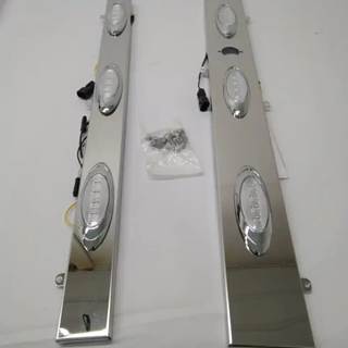 Peterbilt 579/567 Stainless Day Cab Panels with Clear LED Lights, Phoenix PX-A992473
