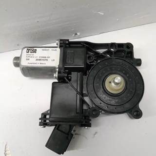 OEM GM Front Left Window Motor for 2010-2016 Buick LaCrosse, Part # 20951579