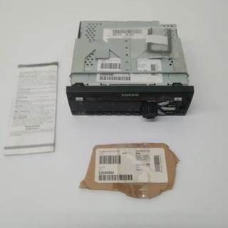 New Genuine Volvo AM/FM Stereo Radio Delphi DEA525, Part # 22850590