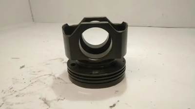 Cummins ISX Piston / Rod