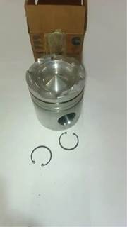 Cummins Piston / Rod