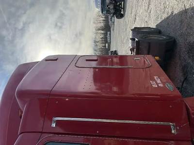 Peterbilt 377 Sleeper