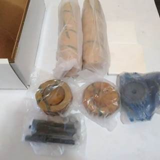 Dayton PArts Spiral Steering King Pin 306-K147E  Art Interchanges Meritor