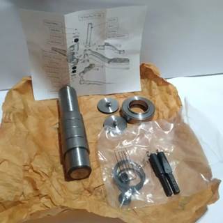 Genuine Detroit Diesel Lh  King Pin Kit F3 p/n 6073300019K, Core Charge: 0.00