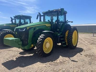 John Deere 8R 230 Tractor