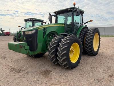 John Deere 8360R Tractor