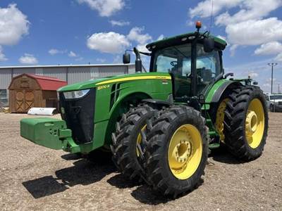 John Deere 8370R Tractor