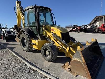 New Holland B95CLR Backhoe