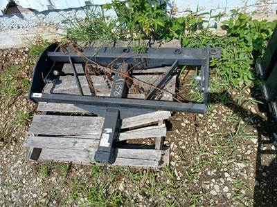 New Holland Bale Spear