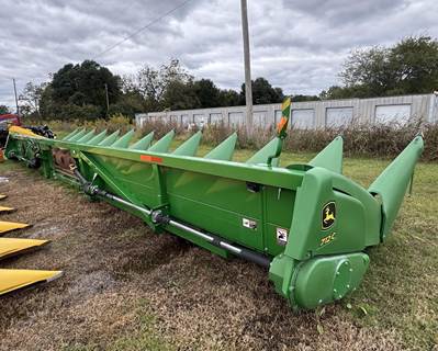 John Deere 712C Corn Head