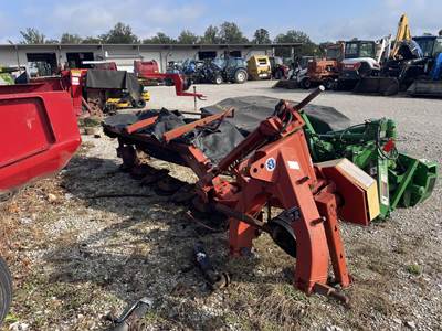 New Holland 616 Disc Mower